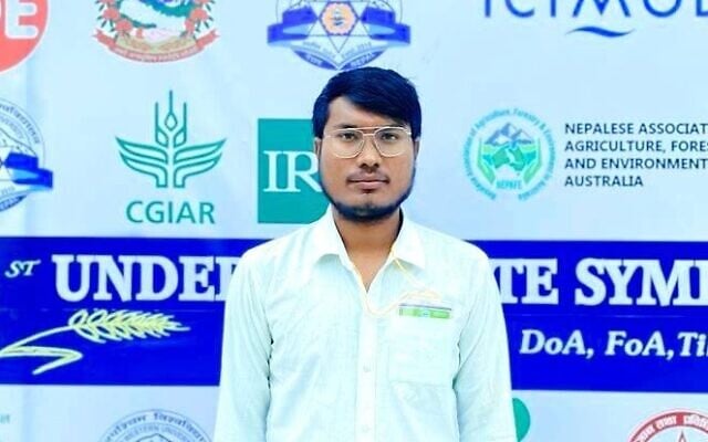 אָשִיש צ'וֹדהארִי (Ashish Chaudhary)